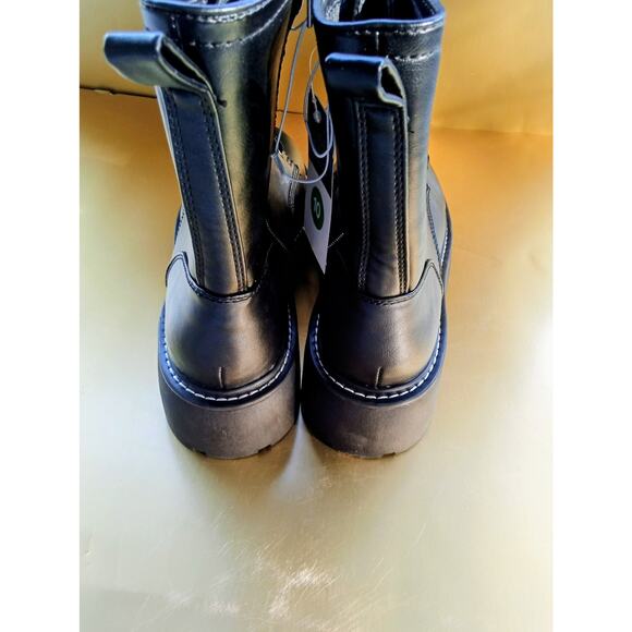 Women's Wild Fable Logan Lug Combat Chunky Boots Black Various Sizes - Picture 6 of 6